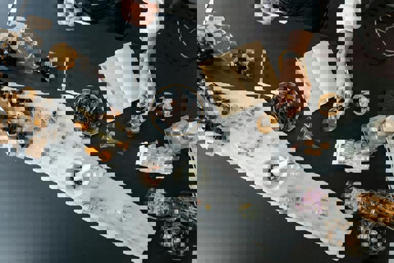 Descubren laboratorio clandestino de perfumes falsificados en polígono industrial